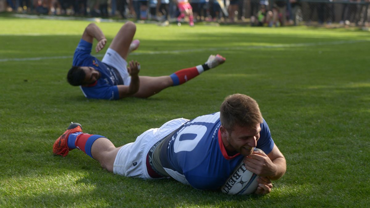 Emiliano Calle fue la figura al marca 18 puntos para Teqüé