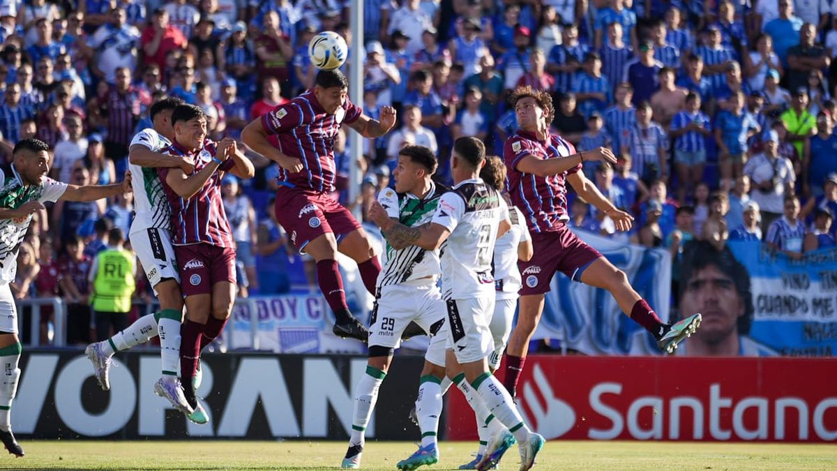 VIDEO: el polémico gol anulado a Godoy Cruz en el clásico frente a San Martín de San Juan