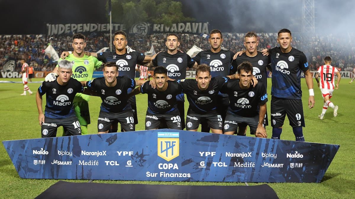 Independiente&nbsp; Rivadavia se presentará este jueves ante Barracas Central, en el debut de Federico Arias, como entrenador interino.