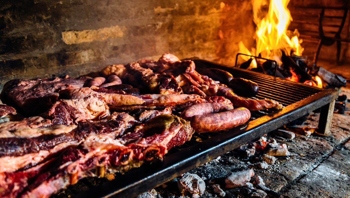 El invento que cambia la forma de hacer asados: es de acero inoxidable, movible y no deja humo El invento que cambia la forma de hacer asados: es de acero inoxidable, movible y no deja humo