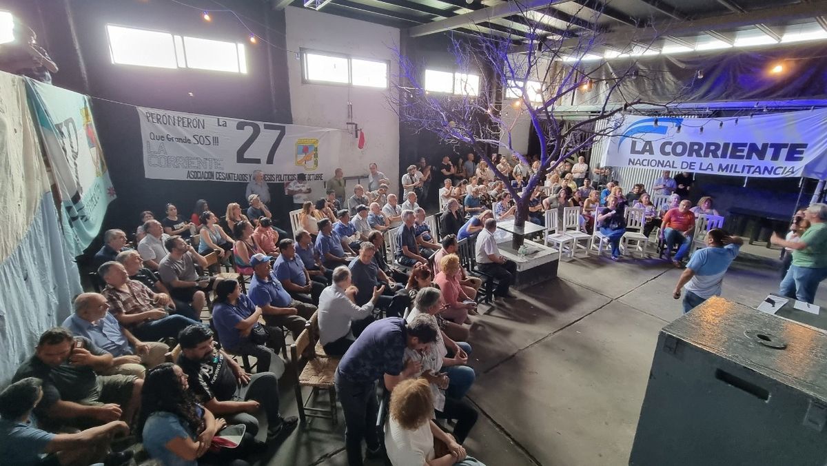 Los militantes se reunieron en Guaymallén durante la mañana de este sábado.