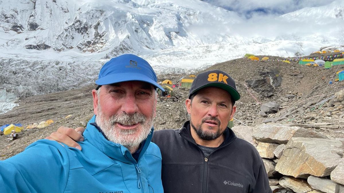 Pablo Buchbinder junto a Nacho Lucero en alguna montaña del mundo que compartieron juntos. Pablo Buchbinder junto a Nacho Lucero en alguna montaña del mundo que compartieron juntos.