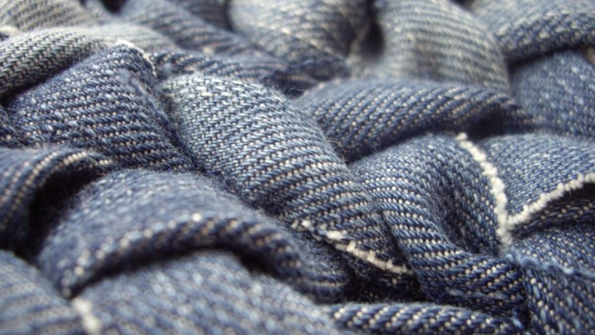 Reciclá tus jeans viejos y creá una alfombra divina.