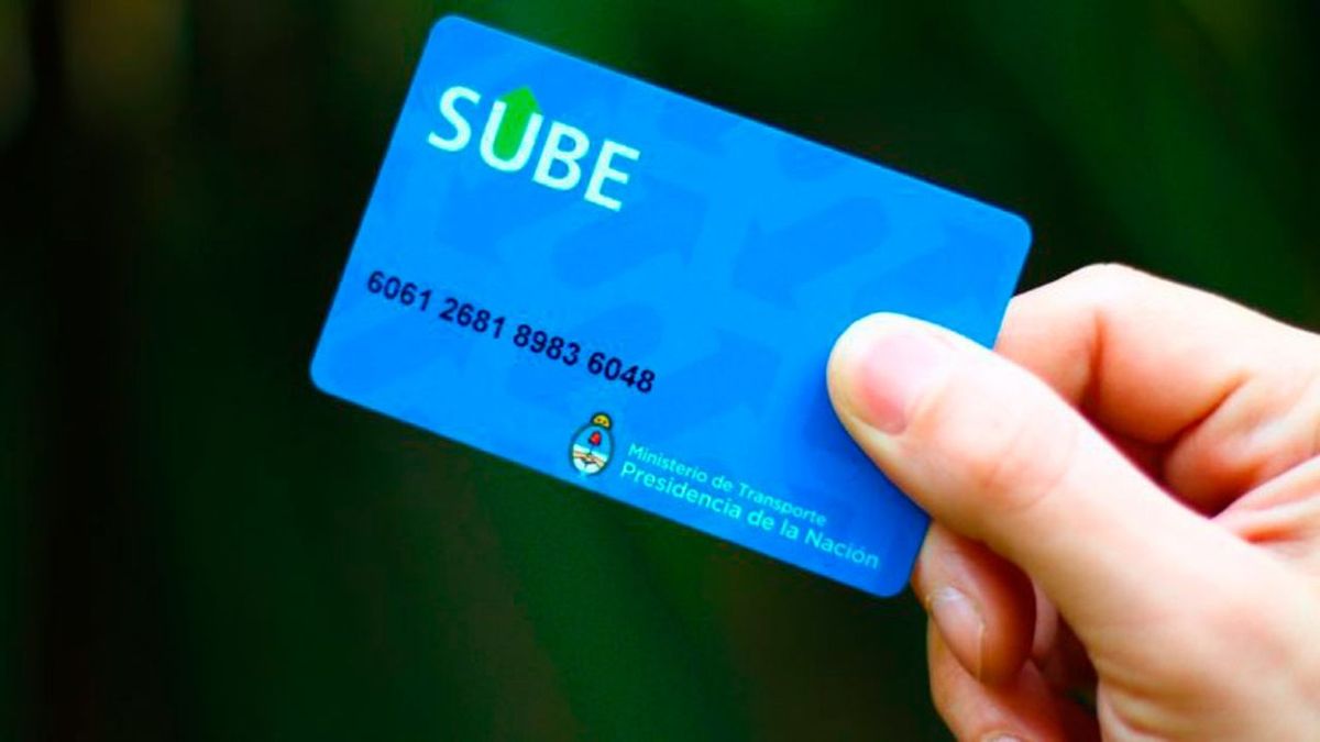 Sociedad. Tarjeta SUBE: aumentó su costo a $490.