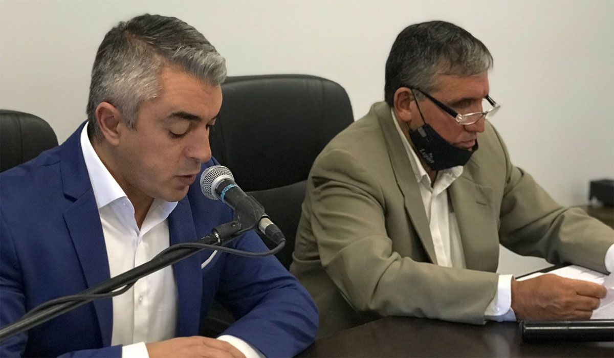 El intendente Sebastián Bragagnolo junto al presidente del Concejo Deliberante de Luján de Cuyo, Andrés Sconfienza.