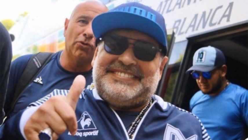 Maradona, eufórico: Mi corazón es azul y blanco