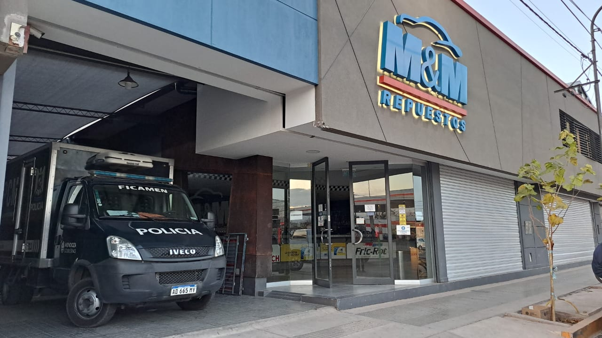 El caso conmocionó a los vecinos de Guaymallén, donde los Martín tenían negocio hace décadas.