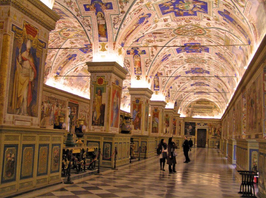 El Vaticano recupera la Galería de los Mapas