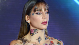 Vestidito de cuero y bucaneras, Sol Pérez metió look colegiala y fue un montón