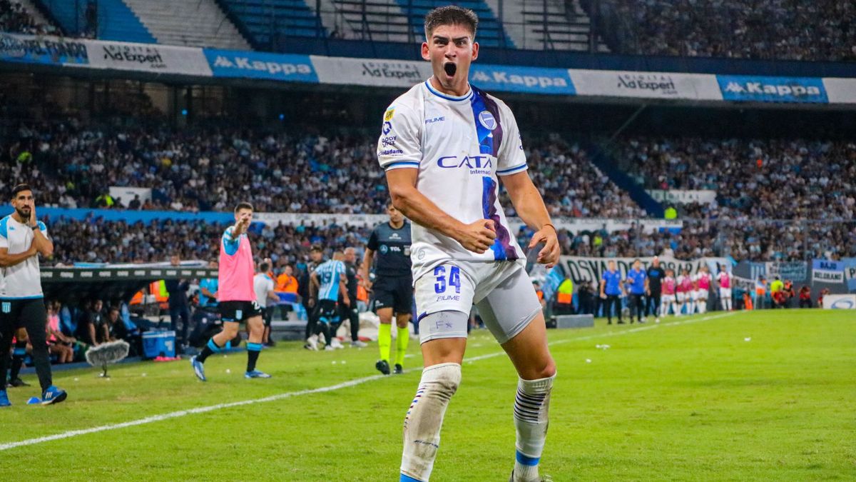 Badaloni marcó su tercer gol con la camiseta de Godoy Cruz, tras su regreso de Tigre. Badaloni marcó su tercer gol con la camiseta de Godoy Cruz, tras su regreso de Tigre.