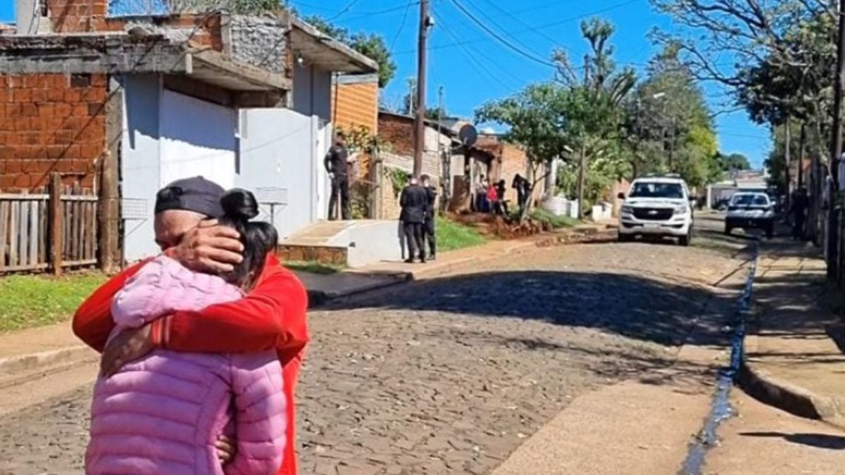 Familiares y vecinos de las víctimas del sangriento suceso se mostraron consternados por lo sucedido Familiares y vecinos de las víctimas del sangriento suceso se mostraron consternados por lo sucedido