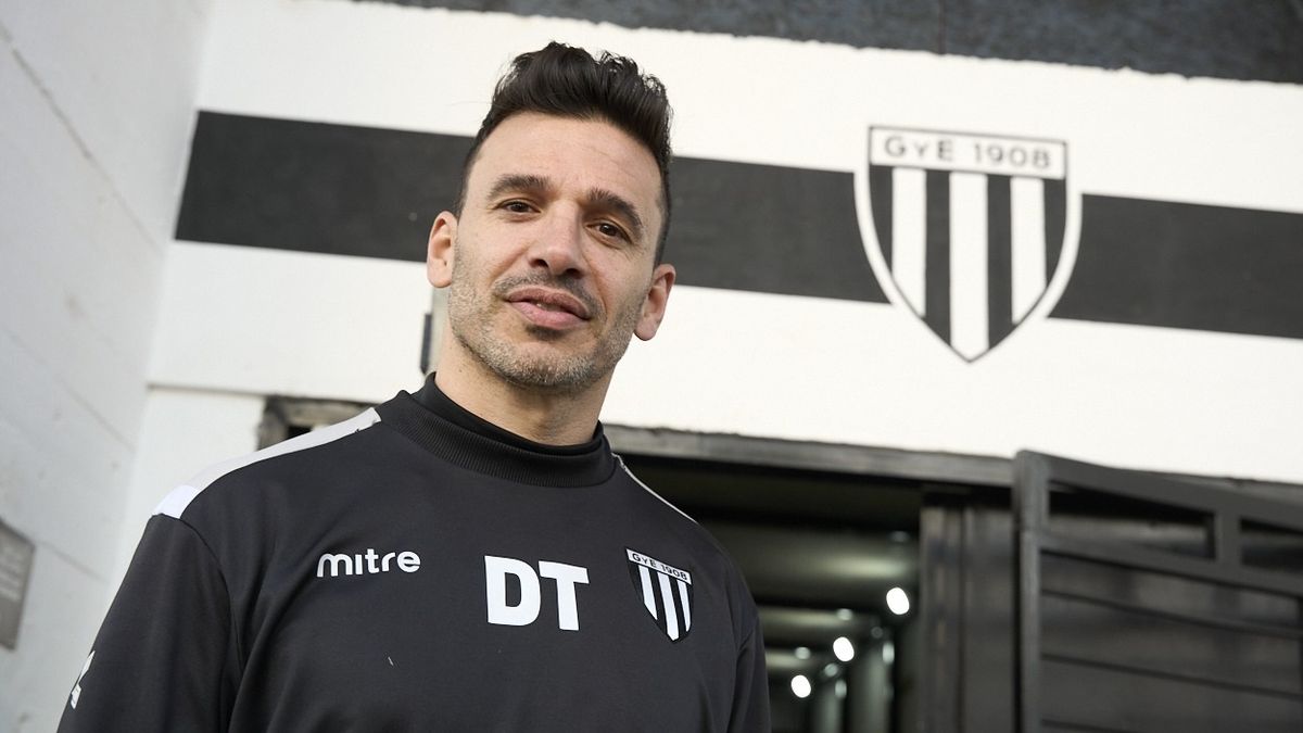 Ariel Brogg ya es el nuevo entrenador de Gimnasia y Esgrima.