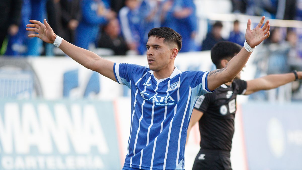 Mart&iacute;n Pino est&aacute; duda en el Tomba para jugar frente a Acassuso.