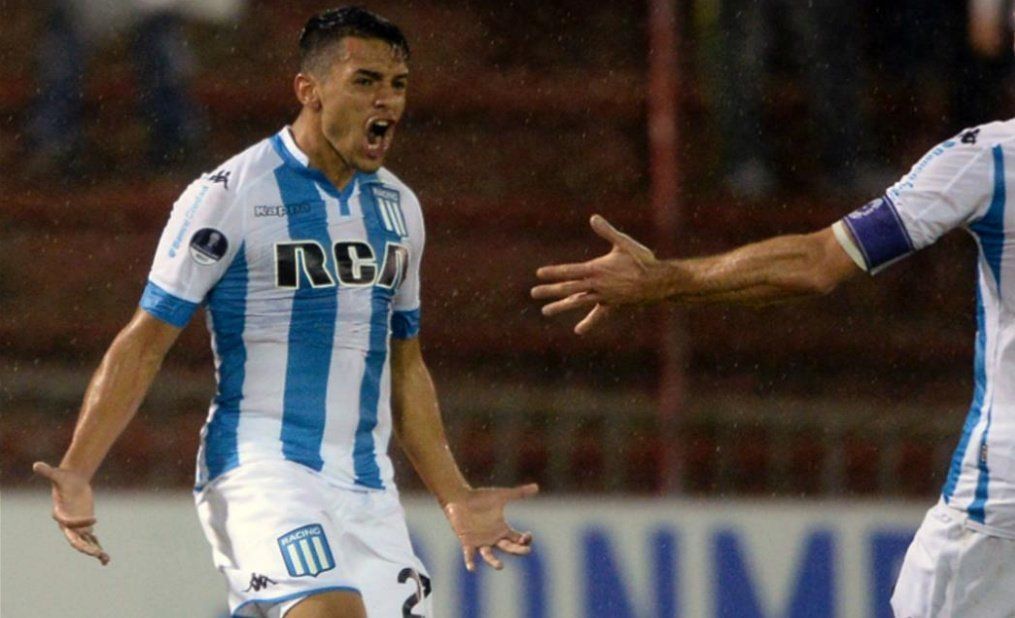 Unión insistiría en sumar a Pablo Cuadra