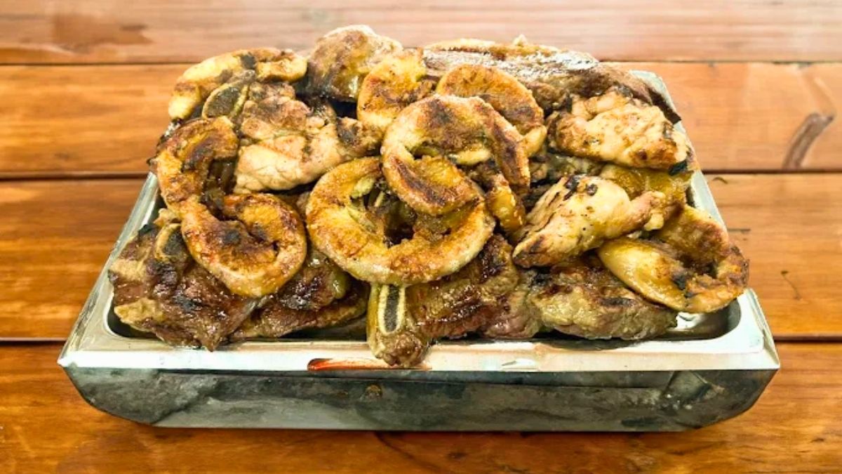 Un bodegón ofrece una parrillada con cortes premium por $17.000