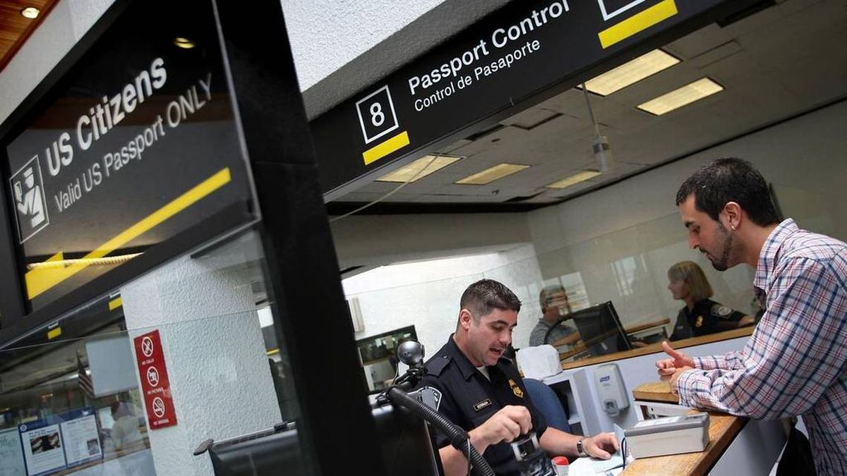 Estados Unidos lanzó el ESTA para viajeros que ingresan legalmente al país bajo el Visa Waiver Program. Crédito: JOE RAEDLE Getty Images  