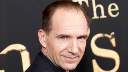 Está en Netflix, es una película de 39 minutos y ganó un premio Oscar
