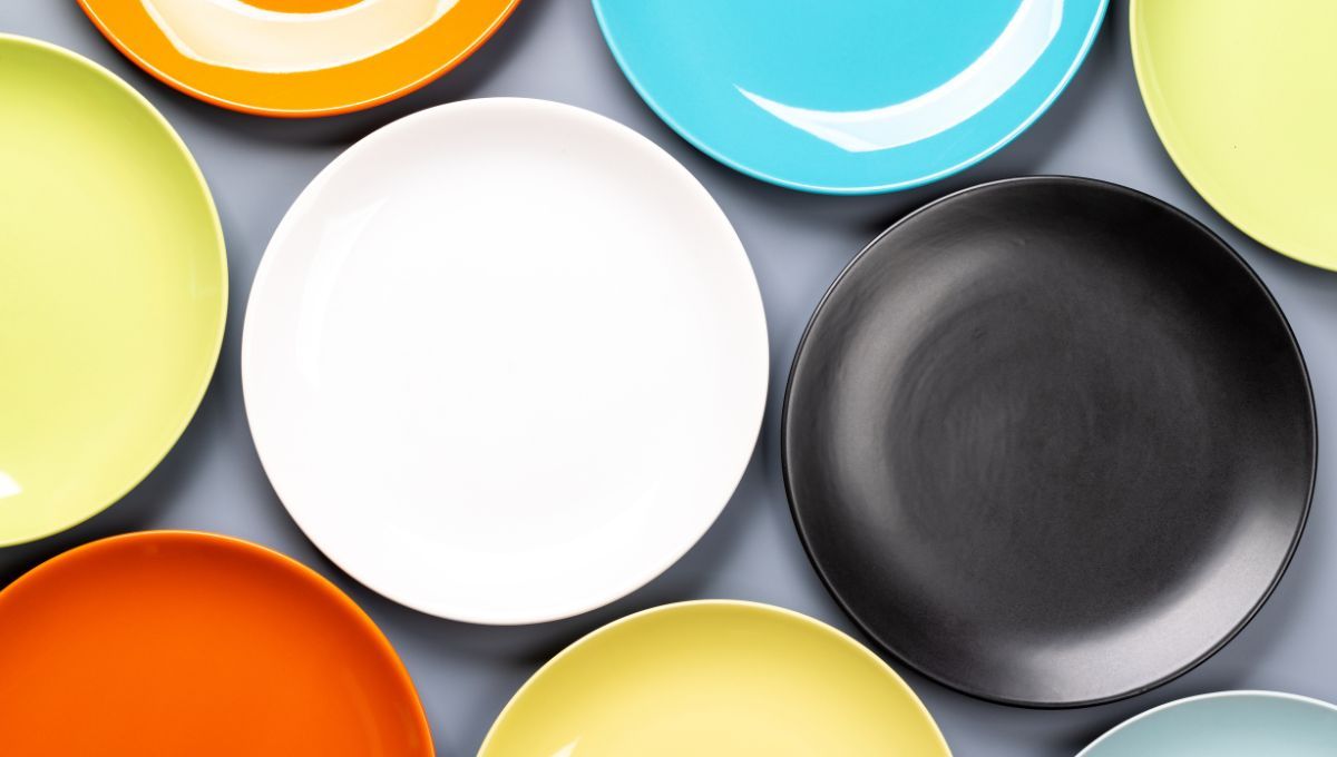 Platos de colores. Platos de colores.
