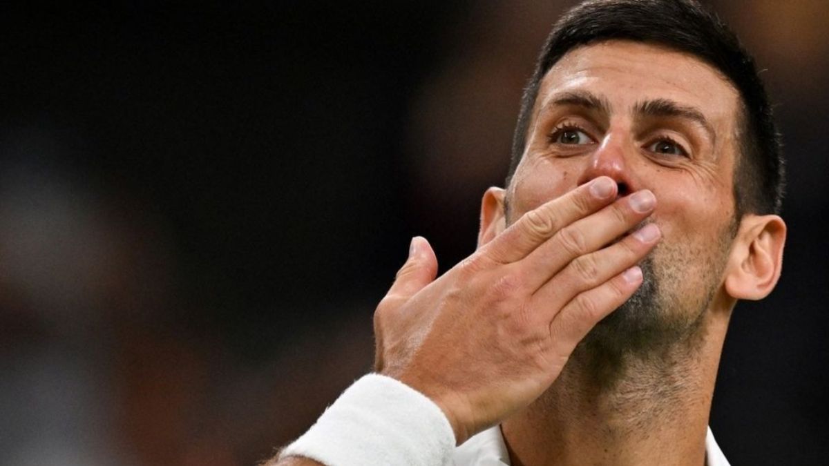 Novak Djokovic protagonizó un tenso momento con una parte del público de Wimbledon. 