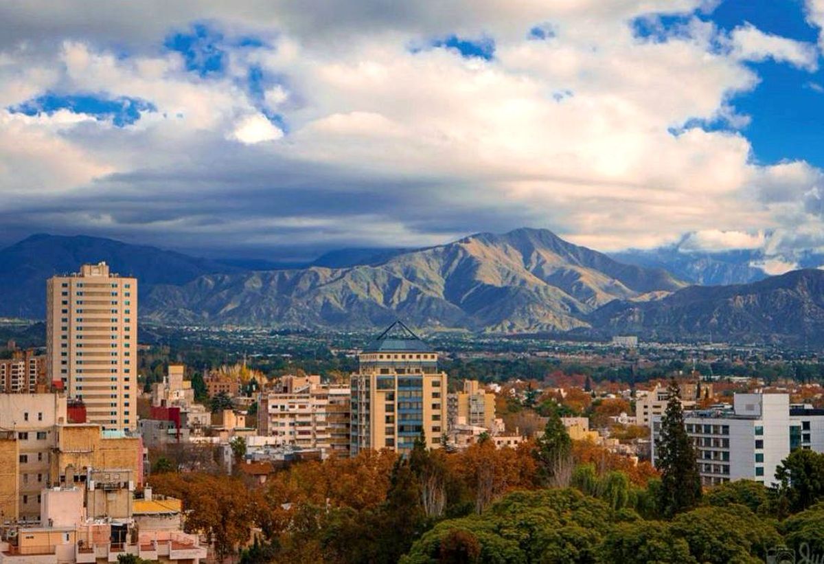 La ciudad de Mendoza entra en el grupo de provincias con ola de calor.