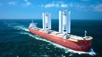 El primer barco eólico del mundo: un buque con 64.000 toneladas de carga y dos velas de 37,5 metros El primer barco eólico del mundo: un buque con 64.000 toneladas de carga y dos velas de 37,5 metros