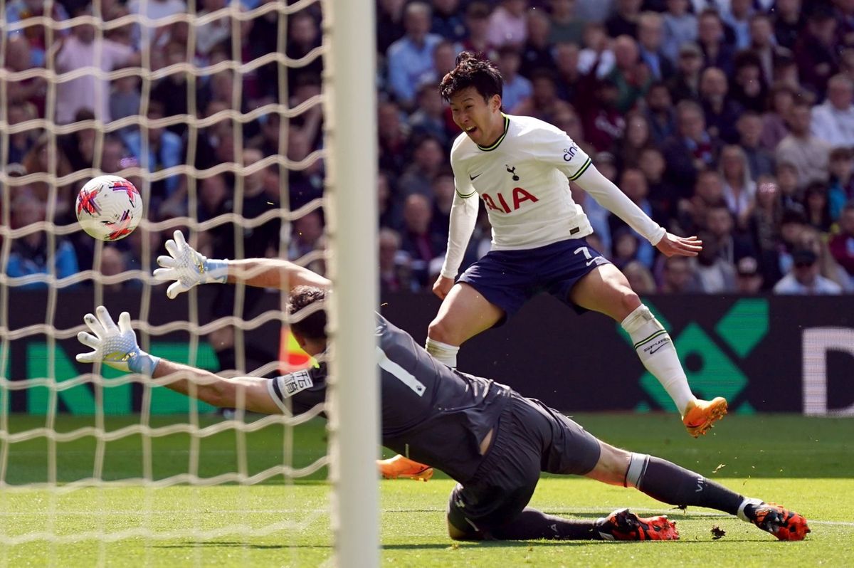 Dibu Martínez tuvo grandes atajadas en el triunfo de Aston Villa ante Tottenham