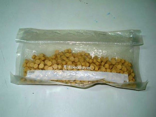 La AFIP secuestró 1.468 pastillas de éxtasis ocultas en revistas enviadas por correo