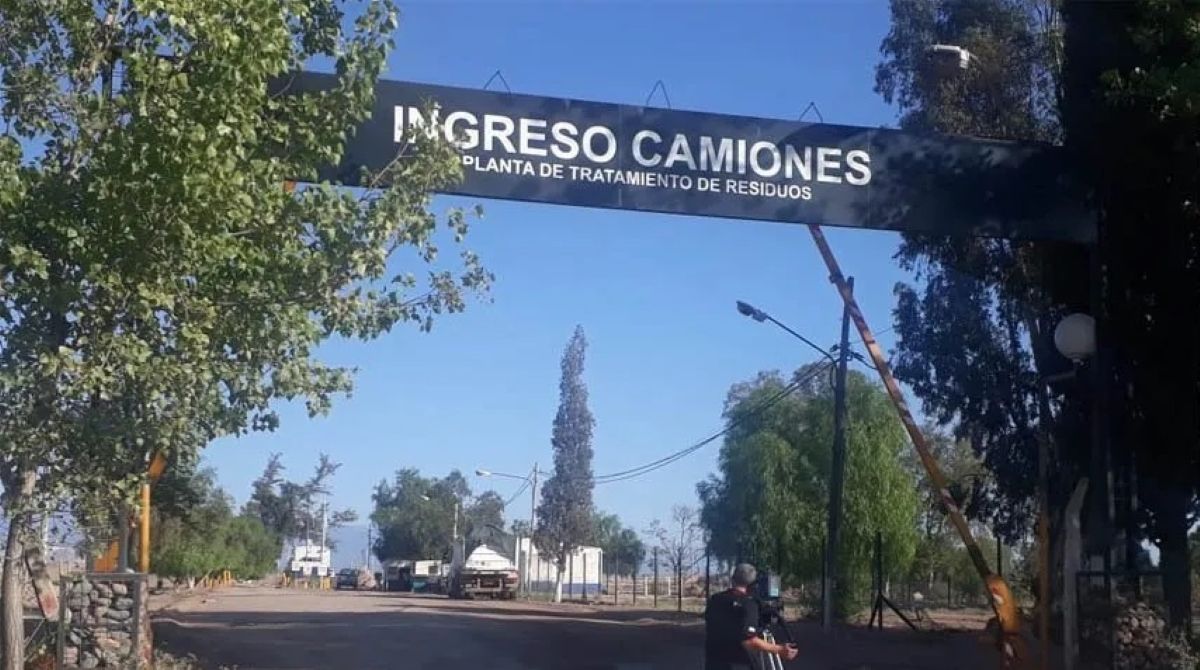 El ingreso a la planta de residuos de El Borbollón. El ingreso a la planta de residuos de El Borbollón.