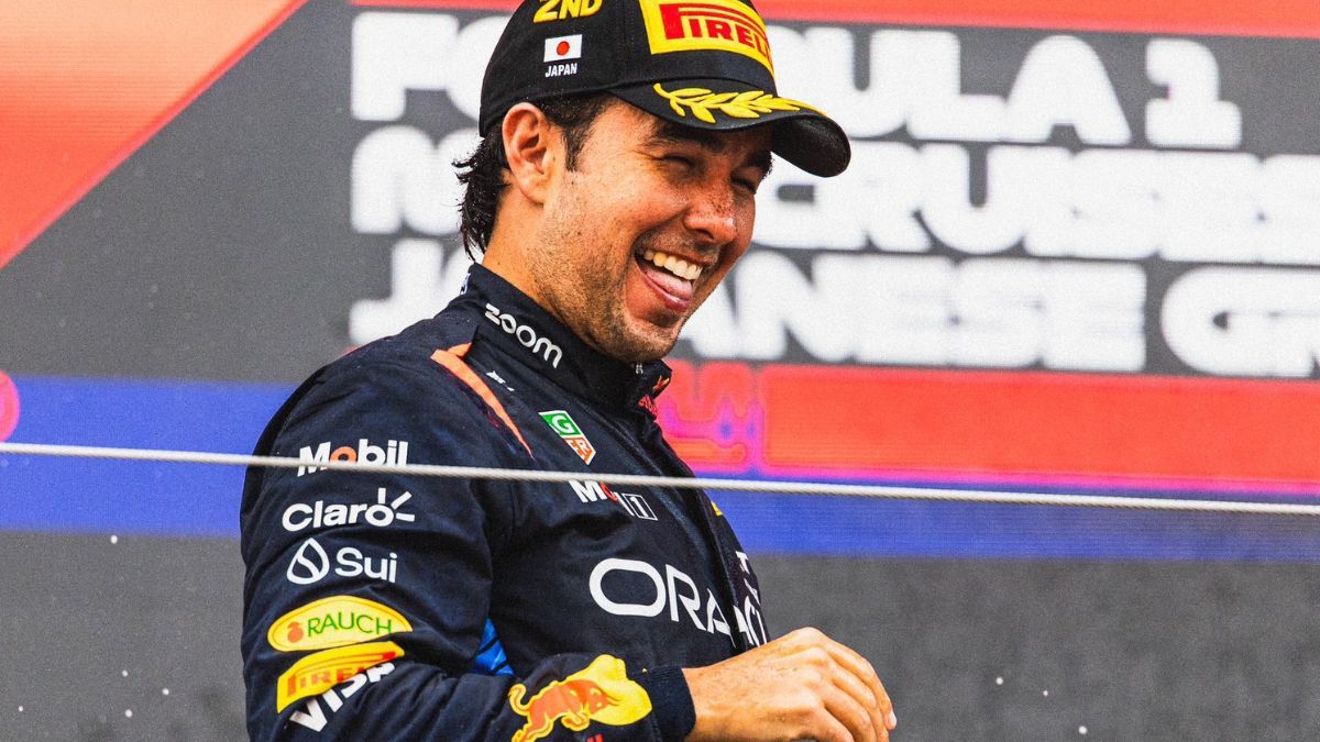 El mexicano se despidió de Red Bull y su futuro en la Fórmula 1 es una incógnita. El mexicano se despidió de Red Bull y su futuro en la Fórmula 1 es una incógnita.