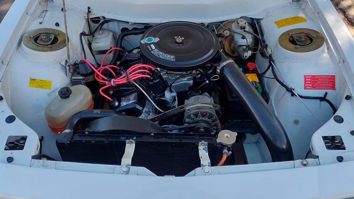 La vista del motor es increíble. La vista del motor es increíble.