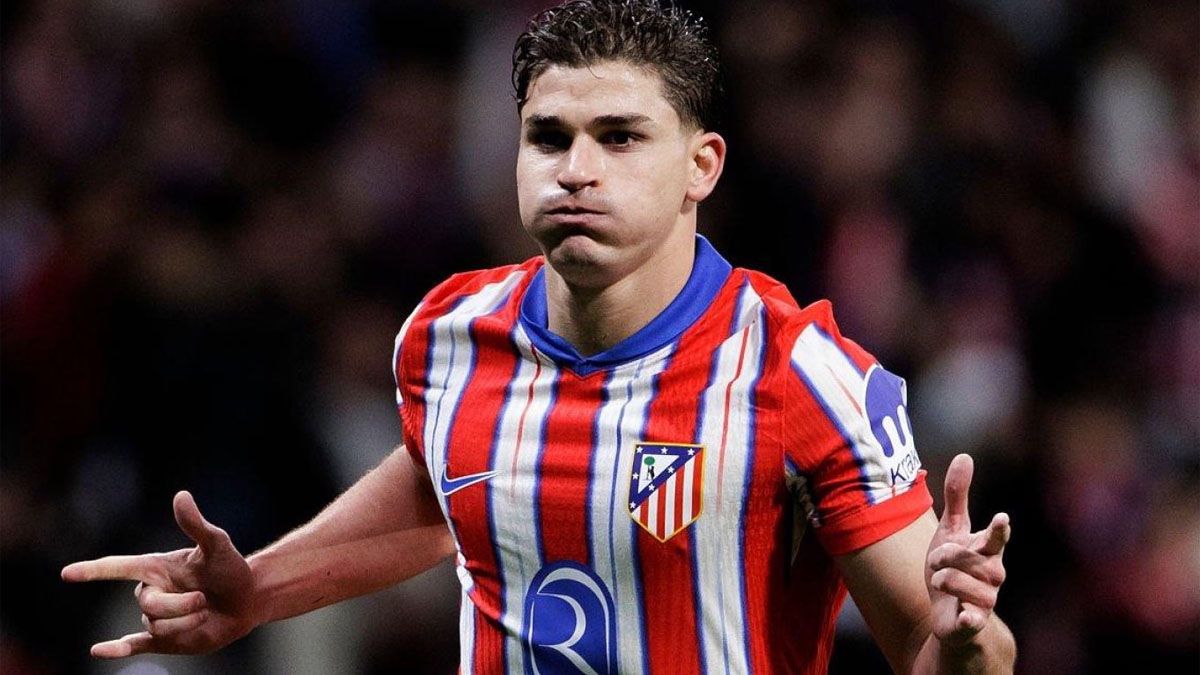 Julián Álvarez marcó un doblete para Atlético de Madrid.