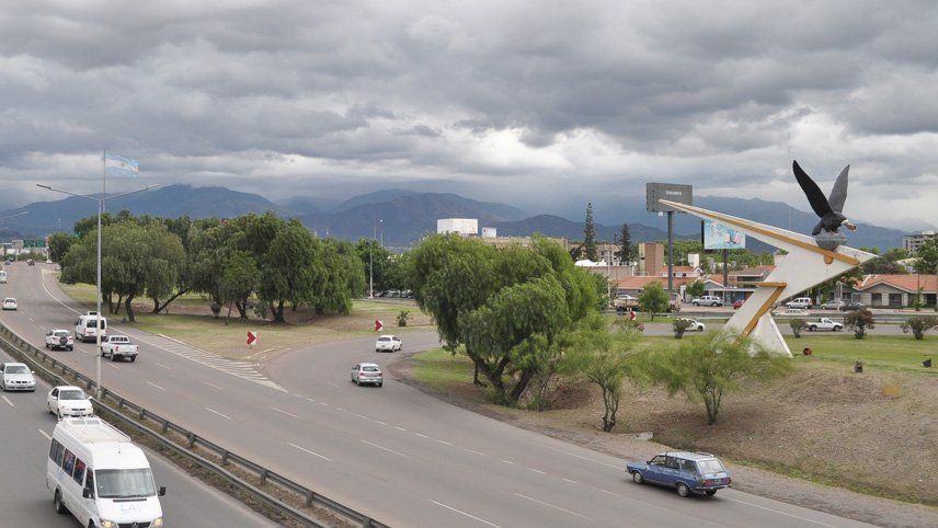 El pronóstico del tiempo en Mendoza marca un jueves nublado y bajará un poco la temperatura. Imagen ilustrativa.