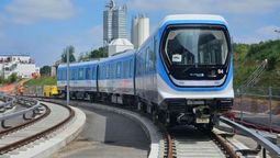 Con 200 kilómetros bajo tierra y más 180 trenes: la construcción del metro automático más grande de Europa está por finalizar Con 200 kilómetros bajo tierra y más 180 trenes: la construcción del metro automático más grande de Europa está por finalizar