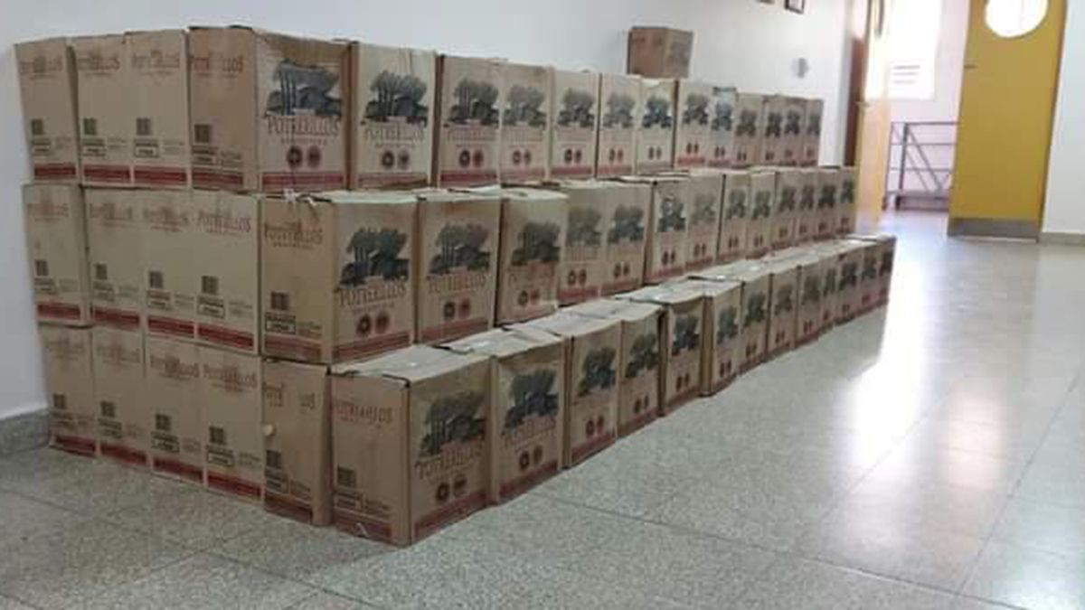 Un bodeguero regaló 200 cajas de vino para ser repartidas entre todo el personal del Hospital Perrupato