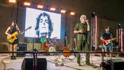 Ella también, en el Independencia.