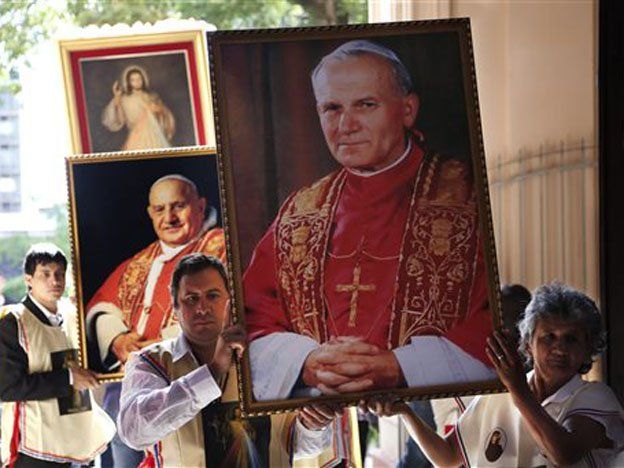 Ya es santo el Papa que vino a Mendoza y evitó la guerra con Chile
