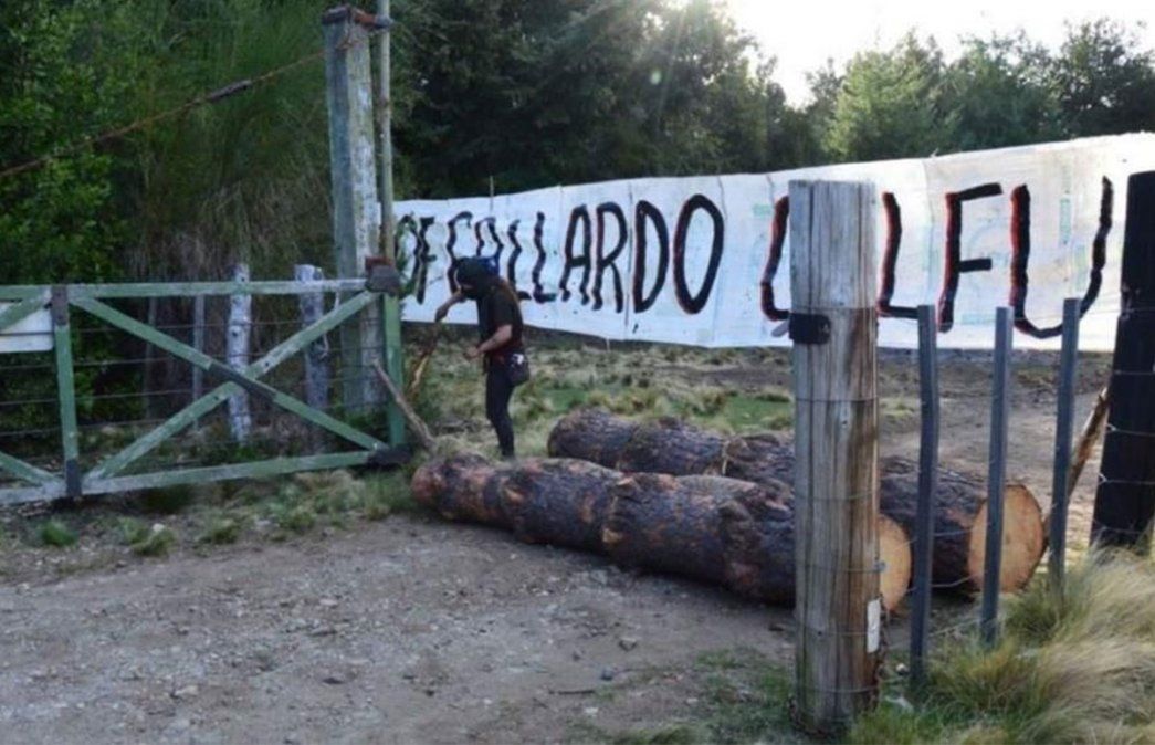 Comunidad que dice ser de mapuches tomó un campo en Río Negro, en la Patagonia, y aseguró que recuperó tierra ancestral.