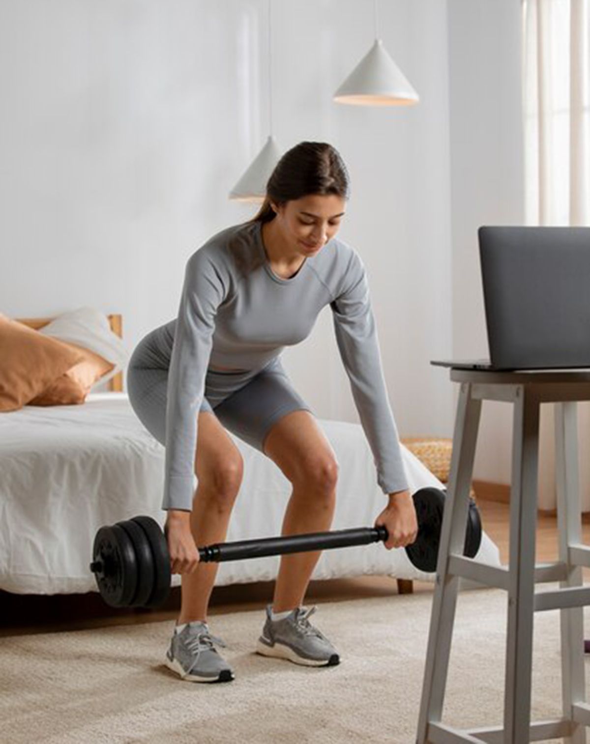 Los ejercicios pueden ir subiendo su dificultad agregando peso. Los ejercicios pueden ir subiendo su dificultad agregando peso.