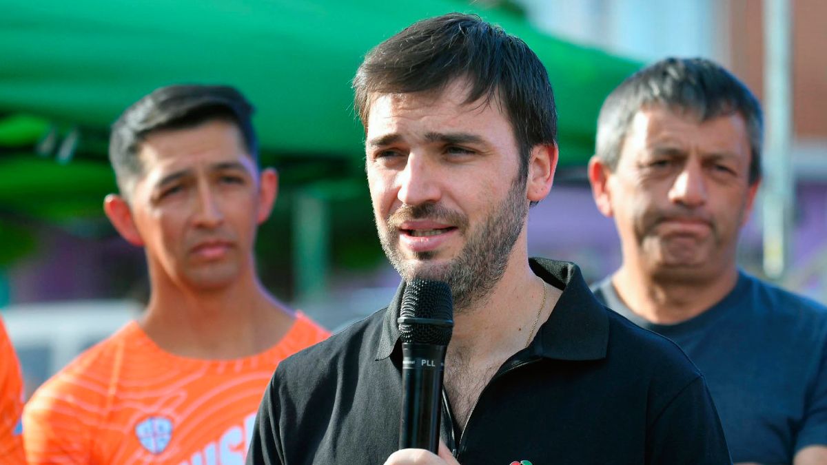 Torres prometió cortar todo suministro de gas y petróleo si no se lo escuchaba. Torres prometió cortar todo suministro de gas y petróleo si no se lo escuchaba.