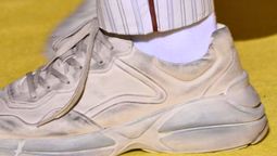 El truco que devuelve el blanco a las suela de tus zapatillas sucias: rápido y efectivo