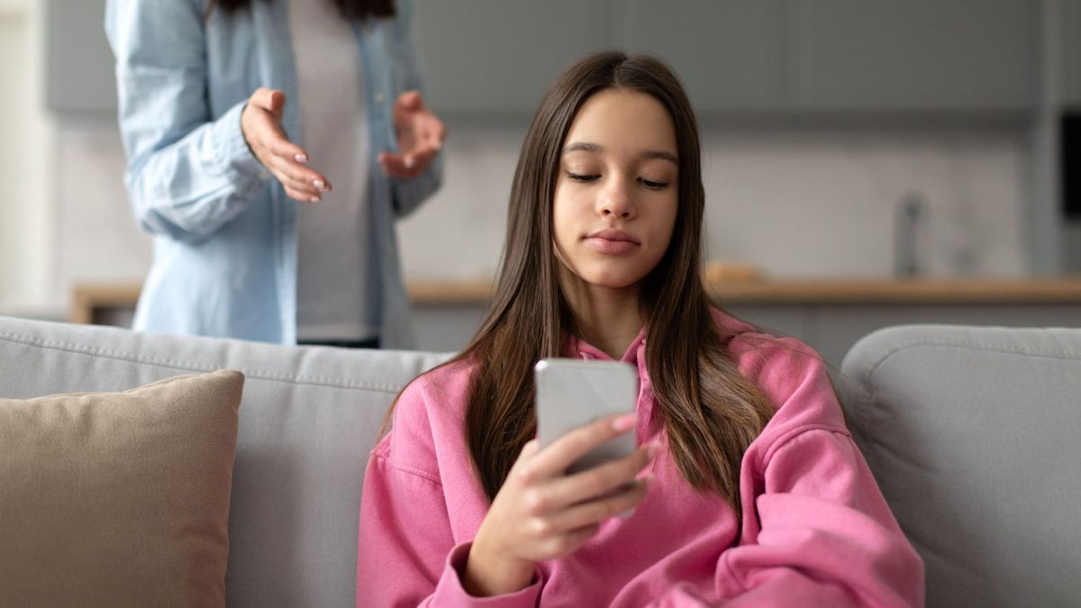 Qué países ya prohibieron o limitan el uso de redes sociales en menores de 16 años