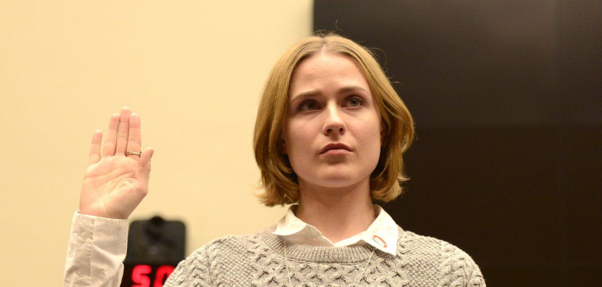 El documental "Phoenix Rising" explora la etapa dura de esclarecimiento personal de Evan Rachel Wood. El documental "Phoenix Rising" explora la etapa dura de esclarecimiento personal de Evan Rachel Wood. 