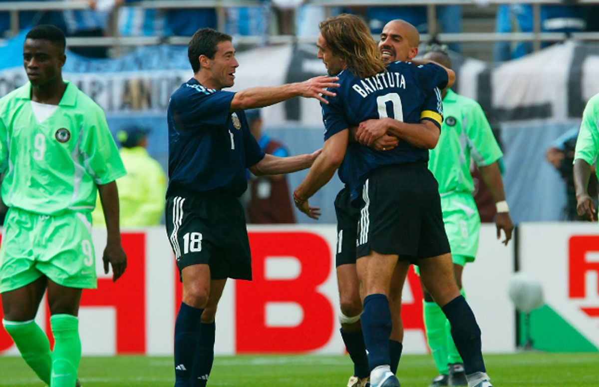 Triunfo ante Nigeria, con camiseta azul