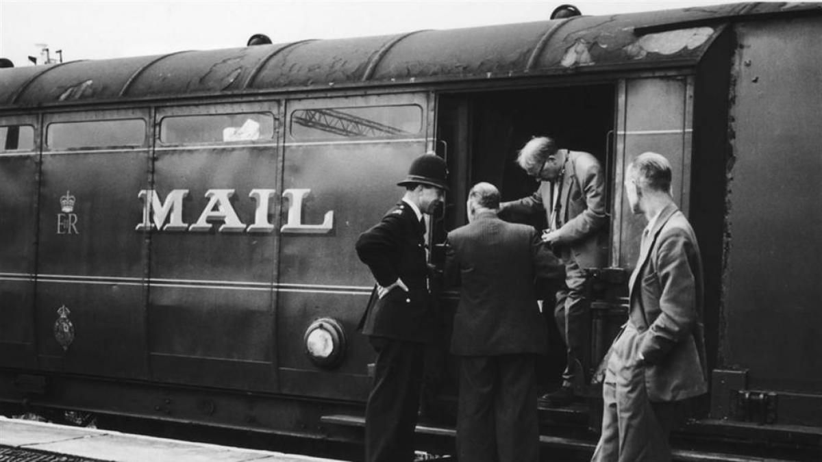 El atraco al tren en Inglaterra fue llamado el El atraco al tren en Inglaterra fue llamado el