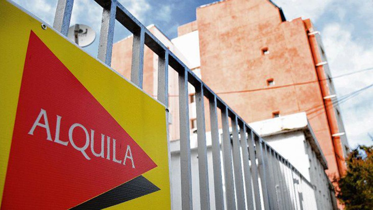Alquileres: analizan prorrogar el congelamiento de precios