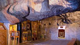 La cueva con mayor importancia histórica del mundo: allí se escribió el Evangelio y Apocalipsis La cueva con mayor importancia histórica del mundo: allí se escribió el Evangelio y Apocalipsis