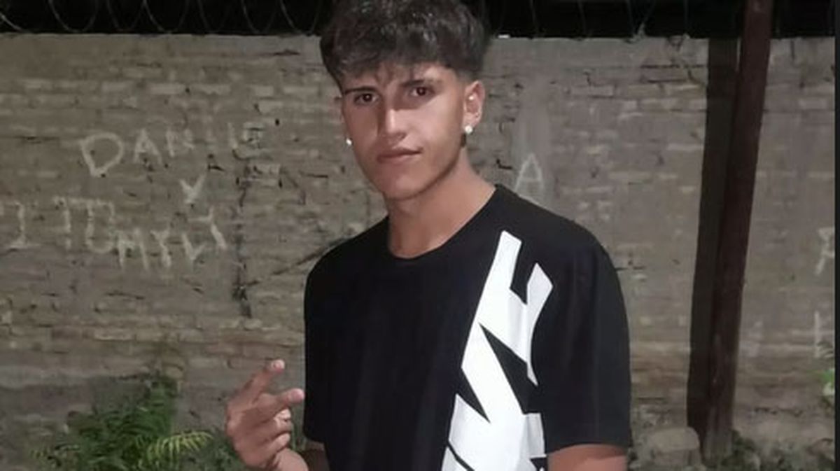 Ignacio Villegas tenía 19 años. Murió este miércoles al ser atropellado por el Metrotranvía. Ignacio Villegas tenía 19 años. Murió este miércoles al ser atropellado por el Metrotranvía.