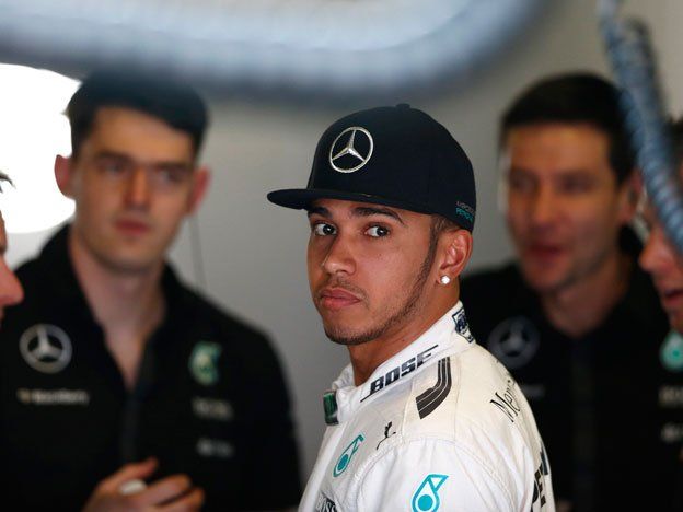 Hamilton y su Mercedes avisaron en el circuito de Montmeló