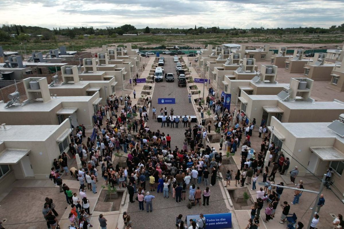 El nuevo barrio de Guaymallén. El nuevo barrio de Guaymallén.