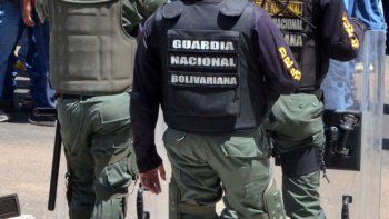 Venezuela: asesinaron a cuatro militares y a dos policías en una emboscada